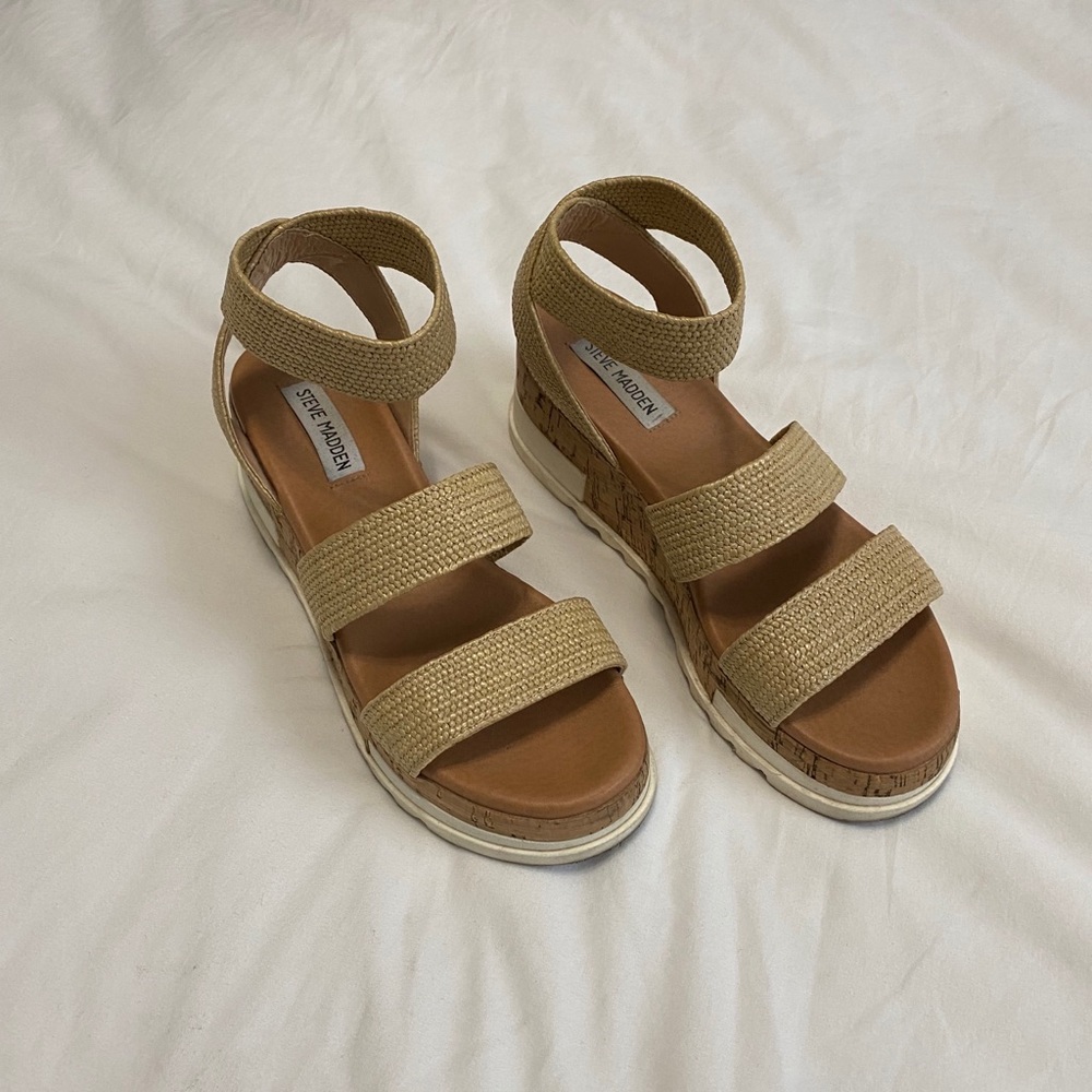 Bandi Platform Wedge Sandal